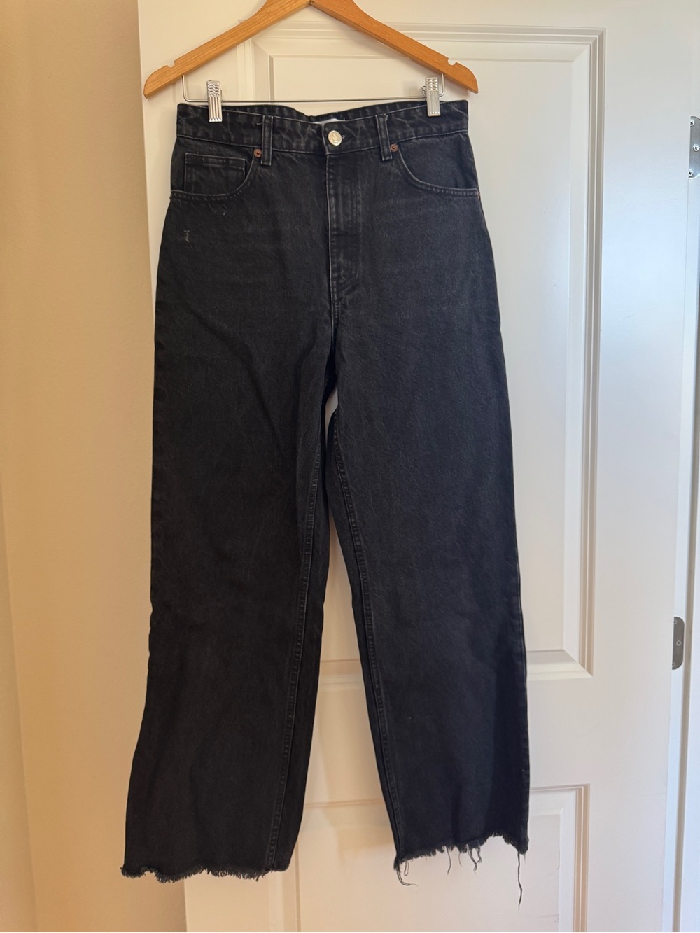 Zara Black Wide-Leg Jeans